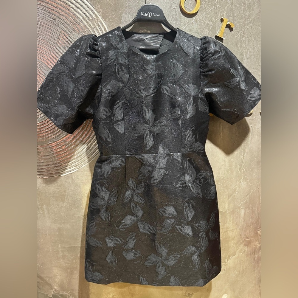 2nd day black stiff a line mini dress puffed sleeve NEY /cocktail NWT size EU 38